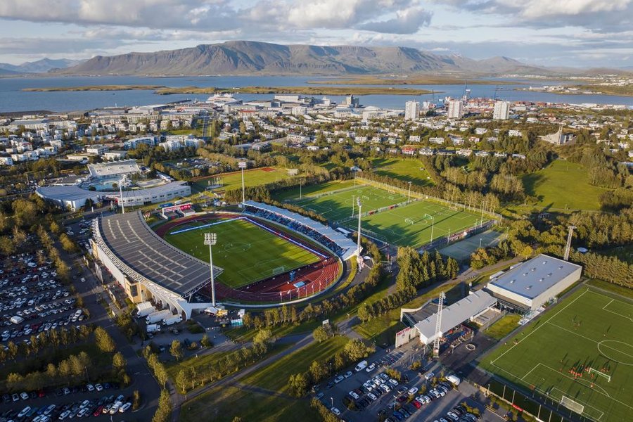 Aðeins kaldar sturtur í boði í Laugardalnum