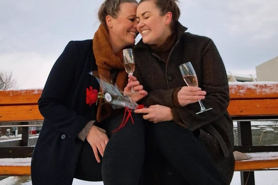 „Það er miklu betra að kyssa þig þegar við erum öruggar“