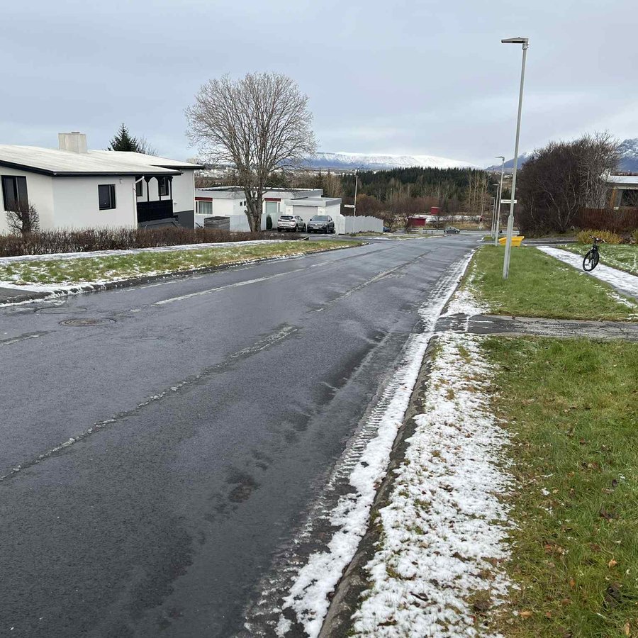 Tillaga um úrbætur á Hamrastekk felld þrátt fyrir slys