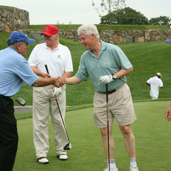 Dularfullur Epstein-póstur vekur spurningar í Bandaríkjunum