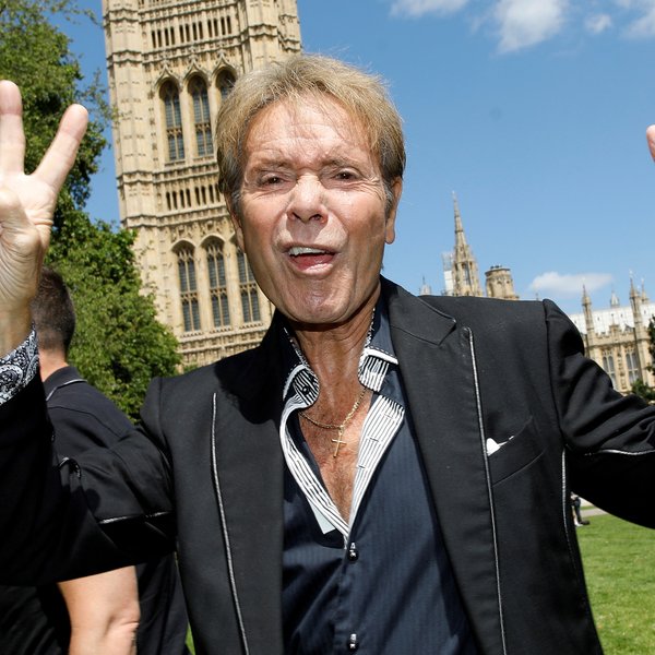 Sir Cliff Richard opnar sig um blöðruhálskrabbamein