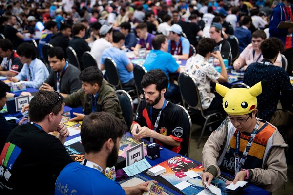 Pokémon-meistari kastaði upp vegna líkamslyktar keppanda