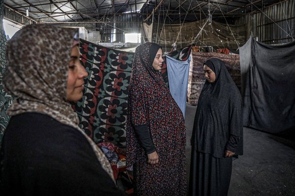 Óléttar konur á Gaza