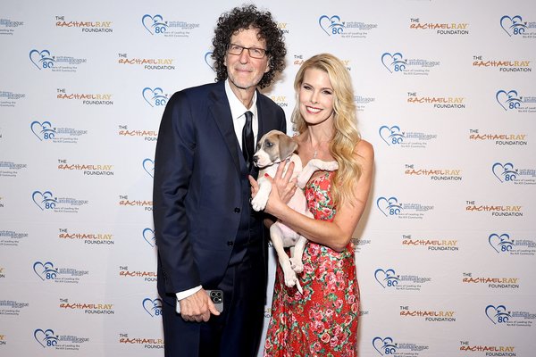 Sakar Stern-hjónin um „eitrað“ vinnuumhverfi