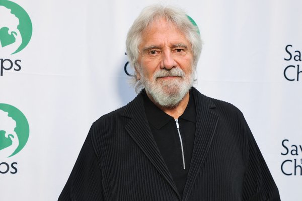 Bassaleikari Black Sabbath tekur þátt í björgun 150 hunda