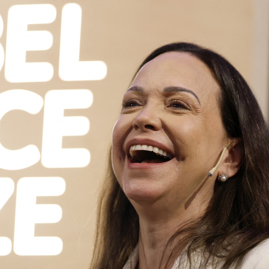 Kallar val á friðarverðlaunahafa Nóbels „nöturlegt grín“