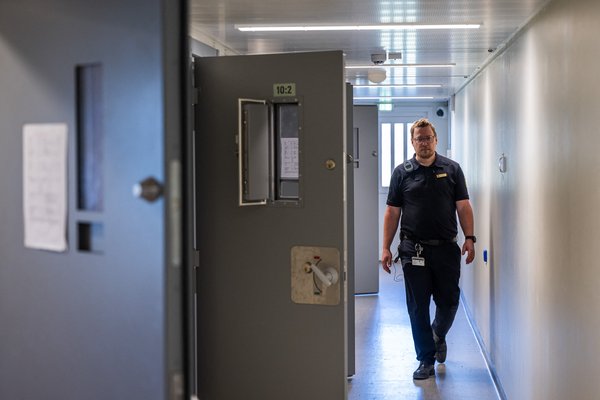 Sænsk fangelsi undirbúa sig fyrir komu 13 ára fanga