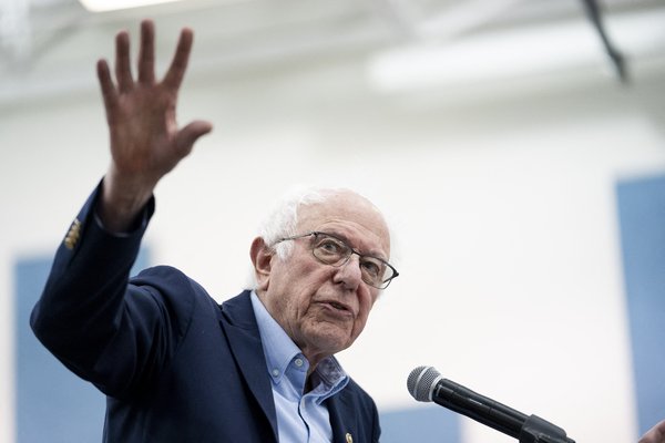 Sanders hjólar í Trump og Netanyahu