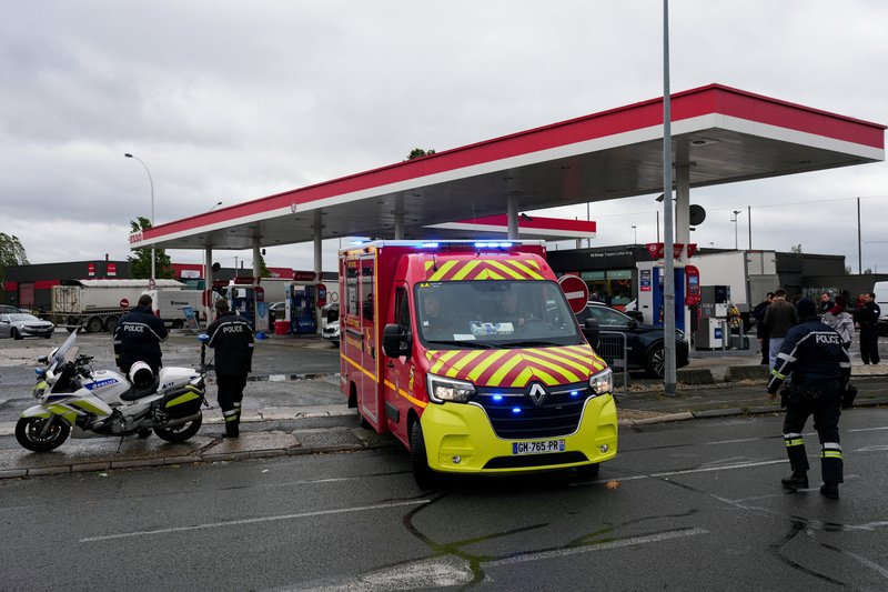Skotárás í útjaðri Parísar