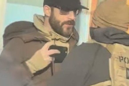 Ný myndbönd stangast á við frásögn yfirvalda af skotárásinni í Minneapolis