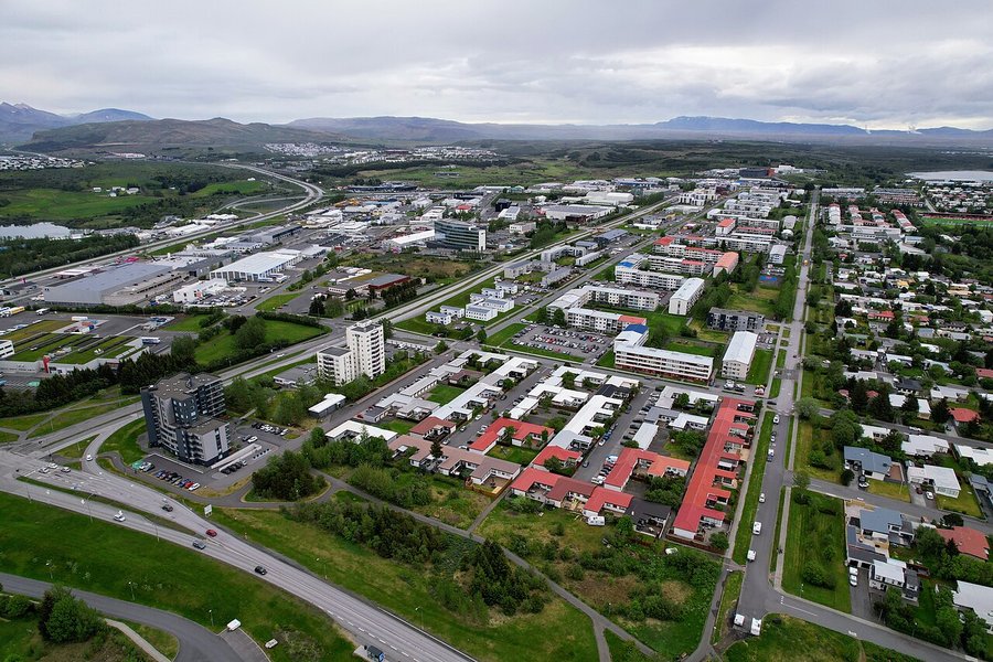 Innbrot í Árbænum