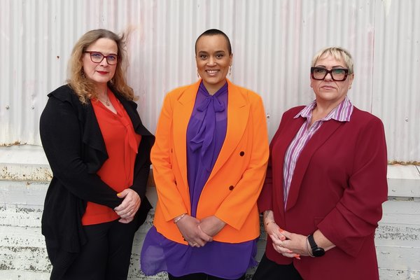 Arna Danks býður sig fram