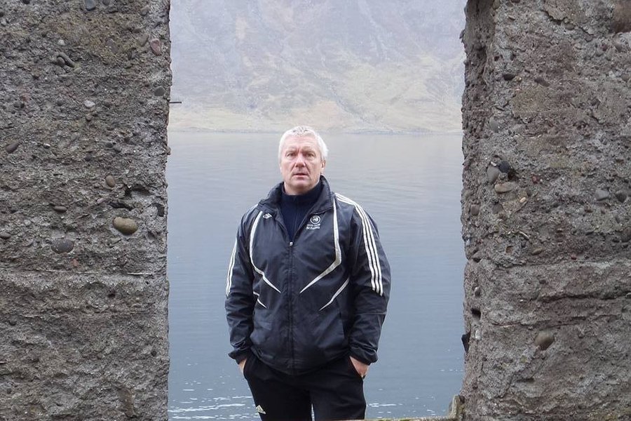 Árni Ólason endurráðinn