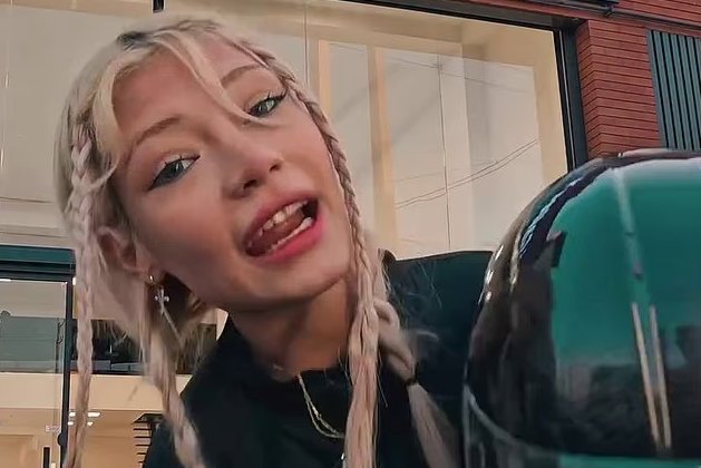 Nítján ára áhrifavaldur skotinn til bana í Íran