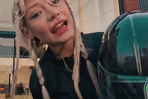 Nítján ára áhrifavaldur skotinn til bana í Íran