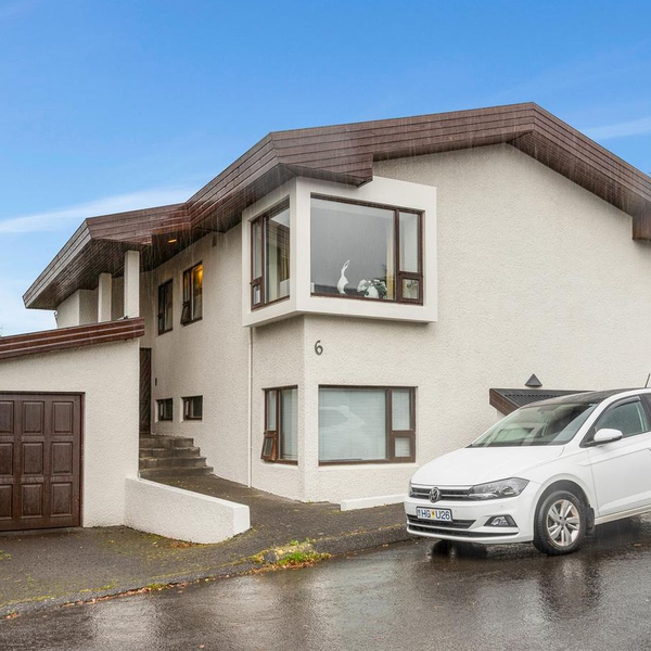 Stærðarinnar Fossvogsgersemi á sölu