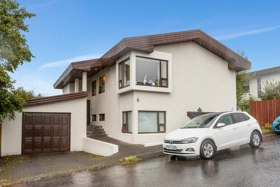 Stærðarinnar Fossvogsgersemi á sölu