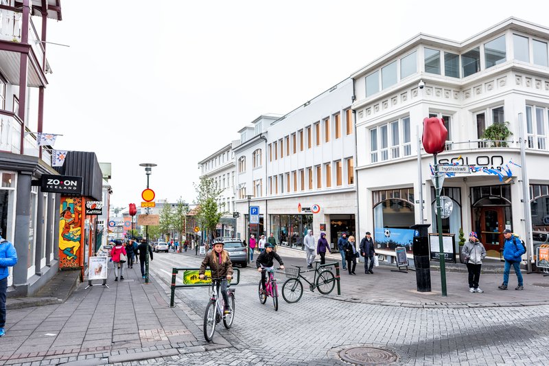 Reykjavík. Miðborgin. Bankastræti.