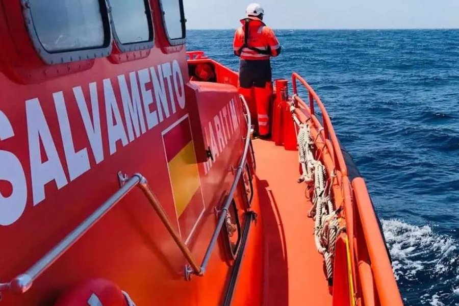 Lík fannst á reki undan Tenerife