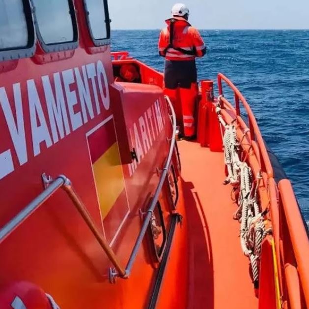 Lík fannst á reki undan Tenerife