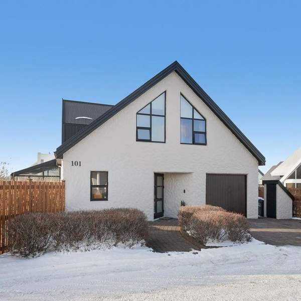 Sérlega smekklegt hús á Seltjarnarnesi til sölu