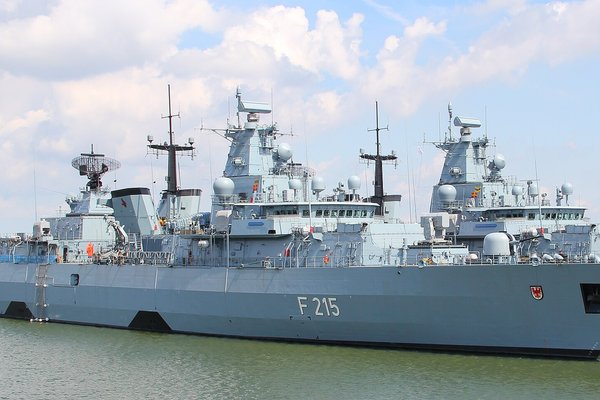 Þýskt herskip við Vopnafjörð