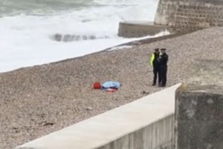 Þrjár konur fundust látnar í sjónum við Brighton