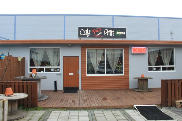Cafe Petite