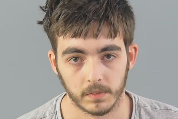 Maður notaði Roblox til að nálgast barn