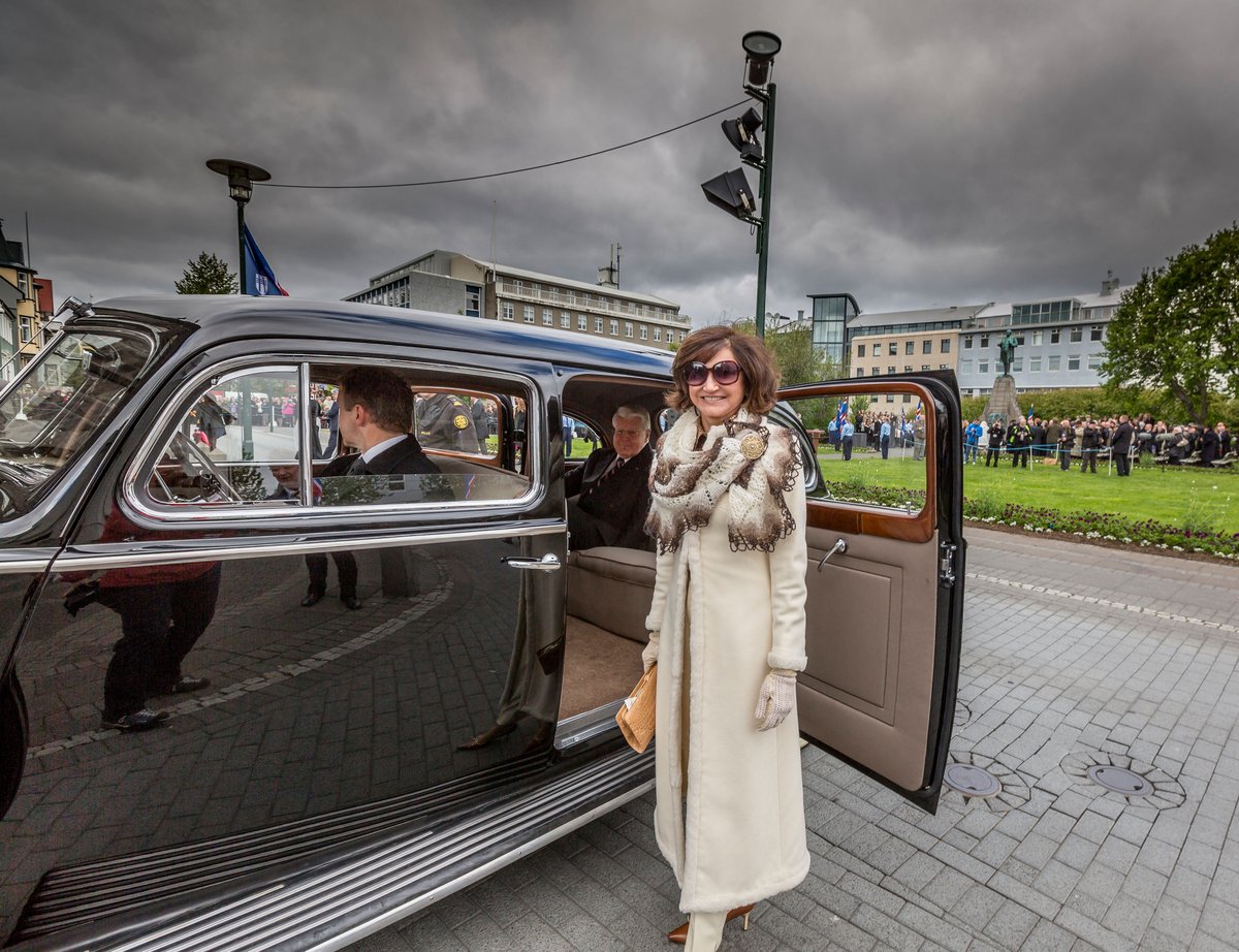 Dorrit Moussaieff, First Lady of Iceland. 1942. Olafur Ragnar Grimsson, The President in the car.