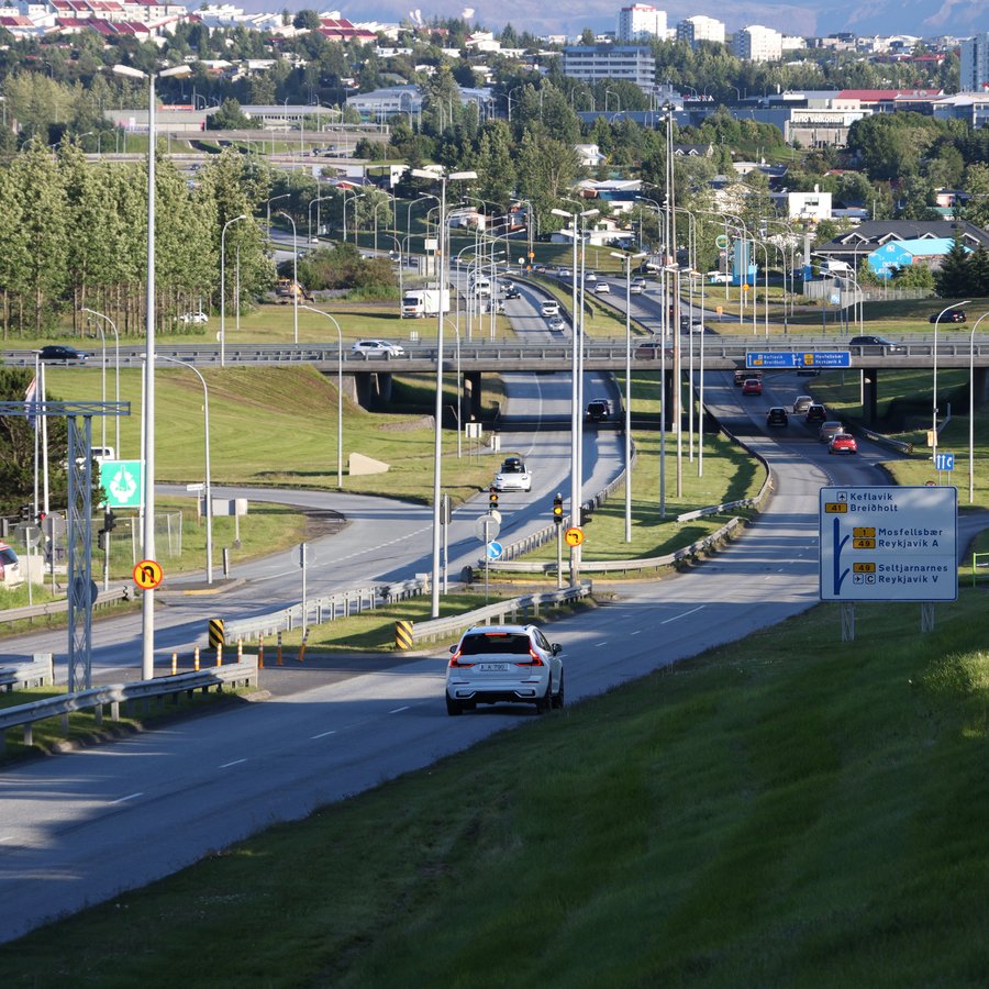 Ofsafenginn akstur og líkamsárásir á höfuðborgarsvæðinu í dag