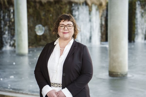 Ellen Calmon fer í framboð