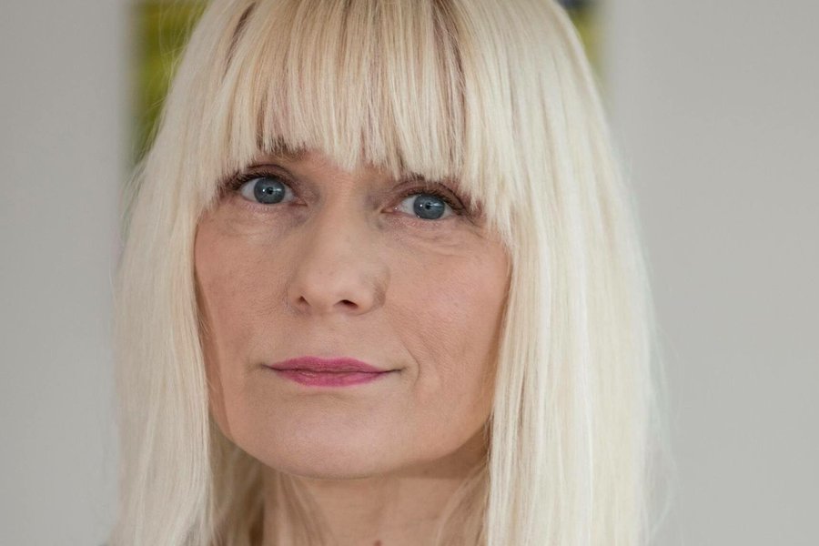 Gagnrýnir harðlega drátt í sakamáli vegna ótímabærrar lífslokameðferðar móður sinnar