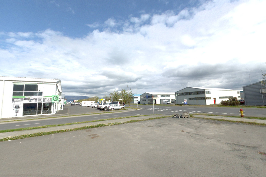 Kýldi mann ítrekað í andlitið með lykli