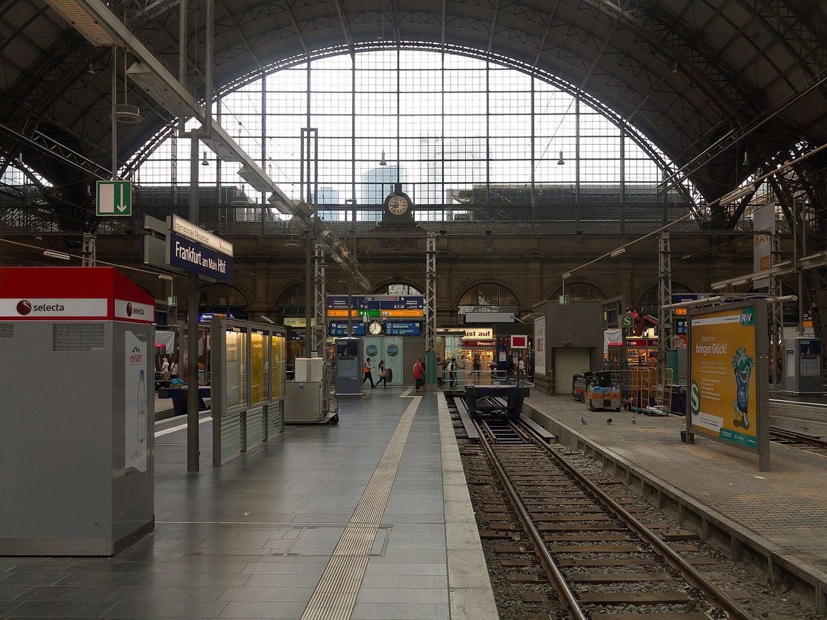 Frankfurt lestarstöð