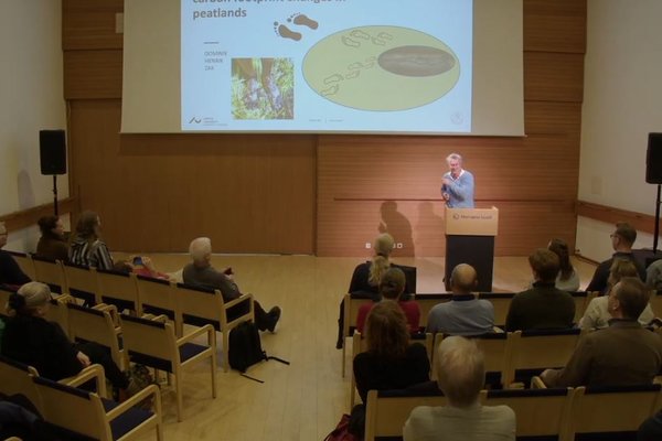 „Enn er votlendi raskað en nú er mál að linni“