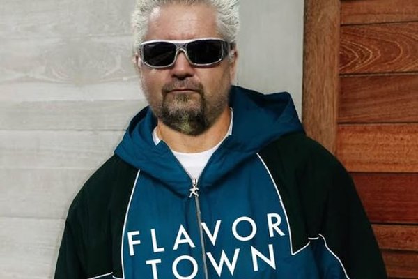 Guy Fieri fluttur í bráðaaðgerð eftir alvarlegt slys