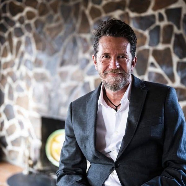 Glúmur gat ekki brosað til gullfallegrar konu