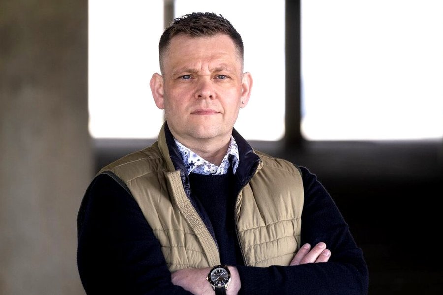 Guðmundur blæs á sögusagnir um kosningasímtöl frá föngum