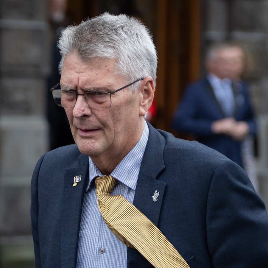 Brynjar Níelsson hæðist að veikindum Guðmundar Inga