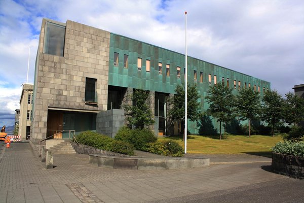 Fjögur berjast um dómarasæti í Hæstarétti