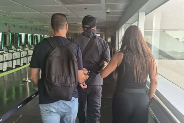Handtekinn á flugvellinum á Tenerife eftir átta mánaða leit
