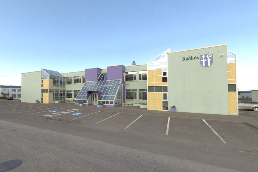 Andrés dæmdur fyrir að nauðga barni