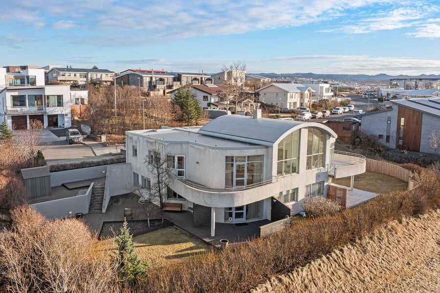 Selja dýrasta parhús landsins