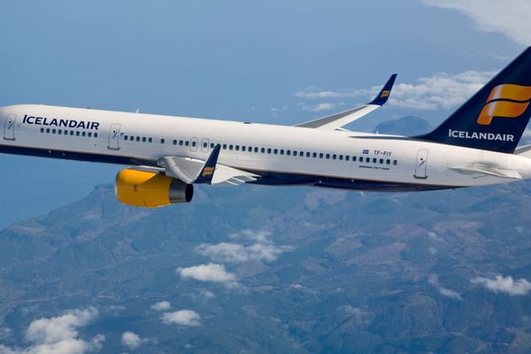 Icelandair Flugvél flug