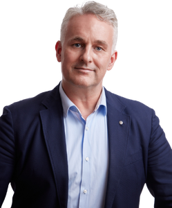 Jón Ingi Hákonarson útklippt