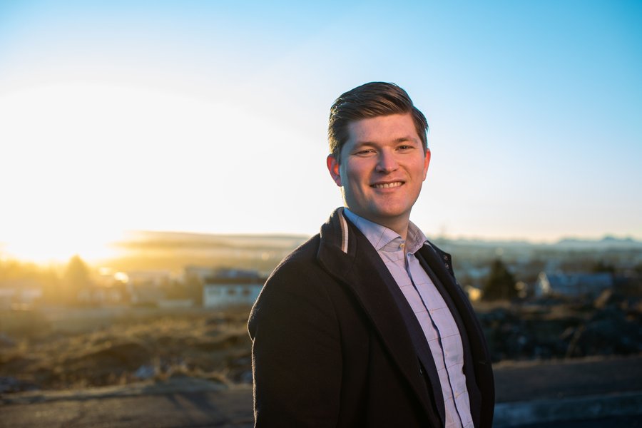 Sonur ráðherra býður sig fram