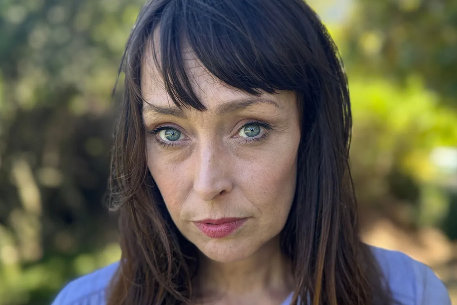 Kona frá Suður-Afríku opnar sig um mansal og nauðgunum Epsteins