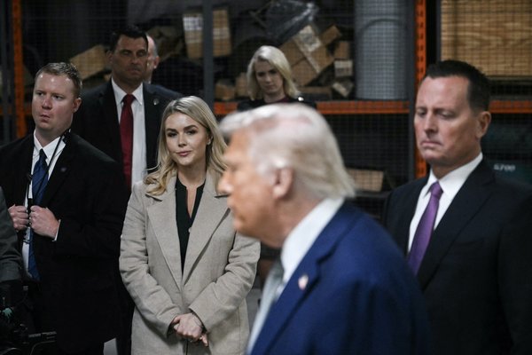 Karoline Leavitt Donald Trump