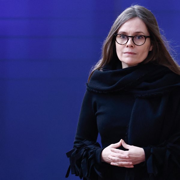 Katrín Jakobsdóttir talar á útifundi Áfram Ísland